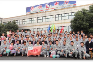 “品質服務,對電負責”是勇順電力不變的服務理念 “品質服務,對電負責”是勇順電力不變的服務理念